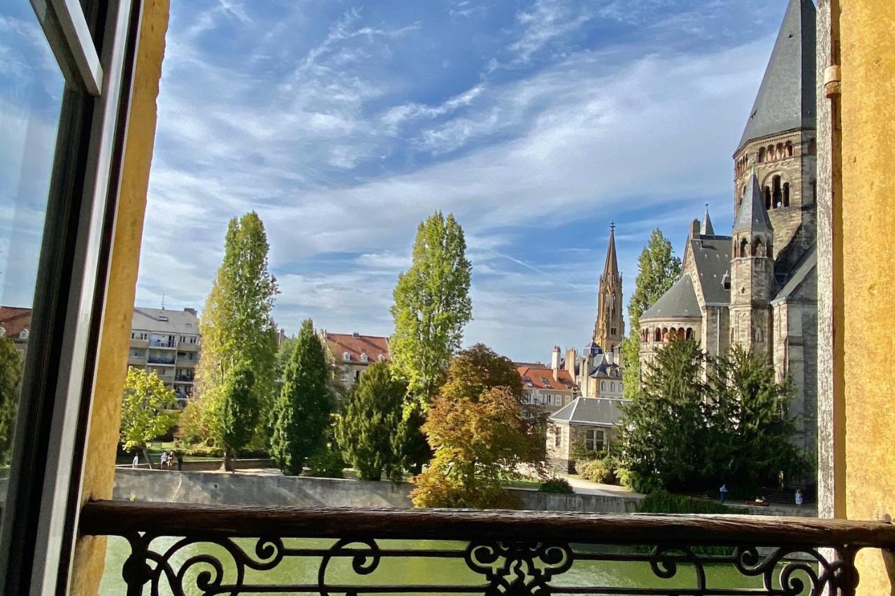 Au Fil De L'Eau Apartment Metz Bagian luar foto