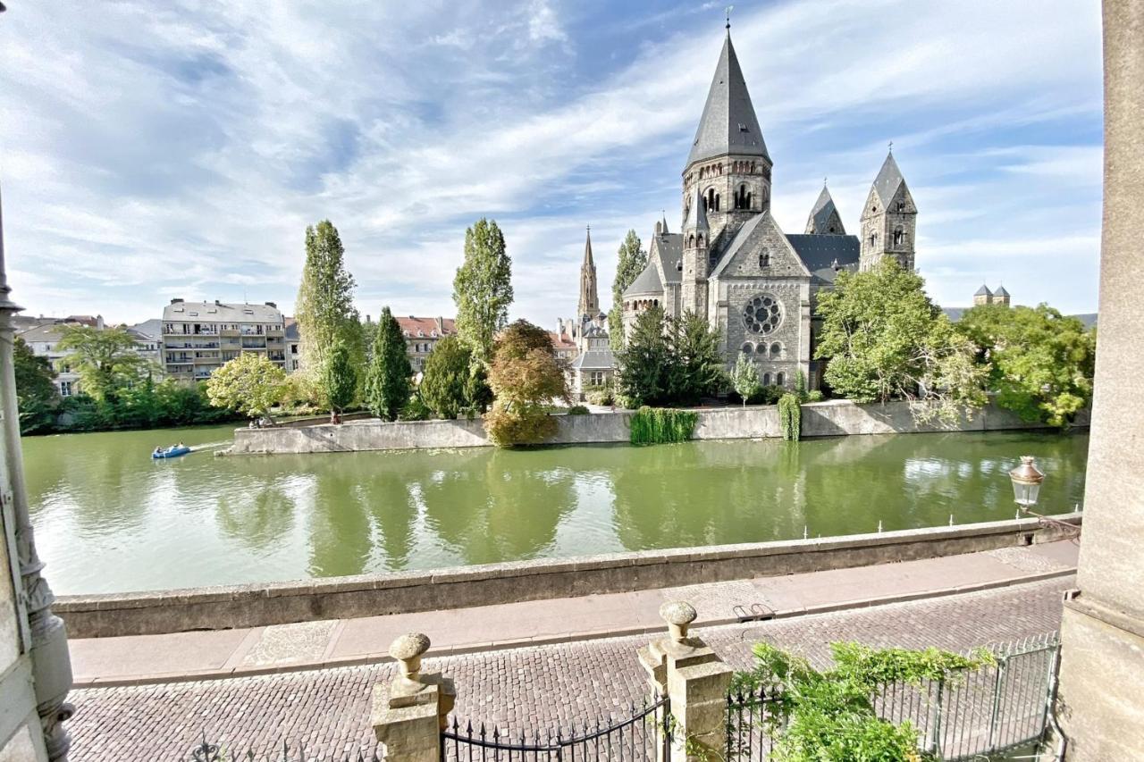 Au Fil De L'Eau Apartment Metz Bagian luar foto